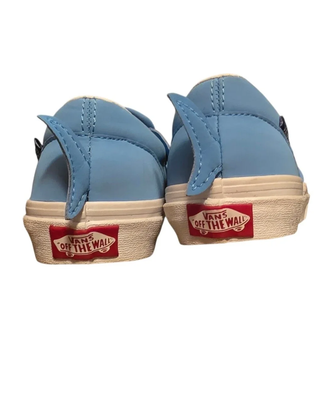 Vans V Shark Canvas Slip-On Sneakers Youth NWOT